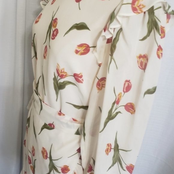 Reformation Quest Tulip Dress - NWT - Picture 6 of 13